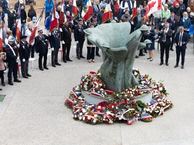 Ceremonie-commemorative-canadienne-du-Jour-J-8211-06-06-2025-8211-Courseulles-sur-Mer_2299166