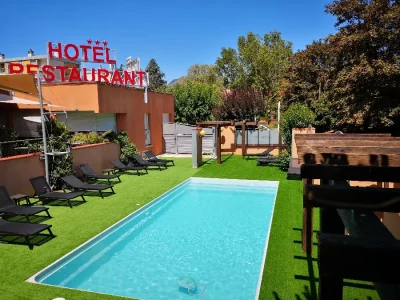 Cevenol-Hotel-8211-Restaurant-Le-Pot-d039Etain-8211-Millau_2231572