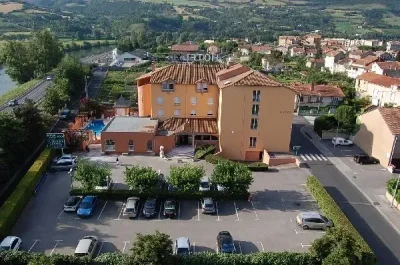 Cevenol-Hotel-8211-Restaurant-Le-Pot-d039Etain-groupes-8211-Millau_2265020