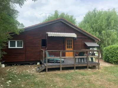 Chalet-bois-dans-le-Parc-Saint-Vincent-8211-Levignac-de-Guyenne_3750626