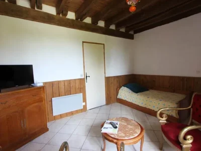 Chambre-d039hote-quotPoulesquot-Domaine-de-la-Couture-8211-Evaux-les-Bains_3079080