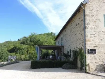 Chambre-d039hotes-Les-5-petits-lapins-8211-Bar_3072359