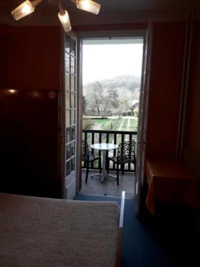 Chambres-Les-Falaises-8211-Les-Eyzies_3094221