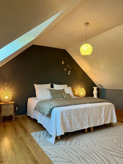 Chambres-d039Hotes-quotSuites-en-Perchequot-8211-Bures_3541008