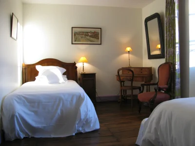 Chambres-d039hotes-La-Bonneterie-8211-8-pers-8211-3-CH-8211-Montaigut-le-Blanc_1554073