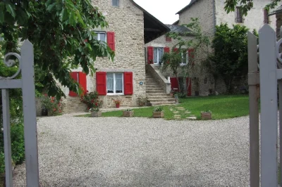 Chambres-d039hotes-Le-Couvent-de-Jouels-8211-Sauveterre-de-Rouergue_2228302