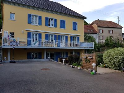Chambres-d039hotes-Les-Volets-Bleus_56062