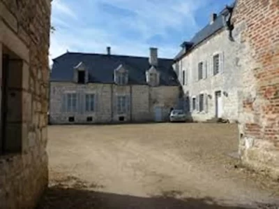Chambres-d039hotes-a-la-Cour-des-Pres-Rumigny_1190517