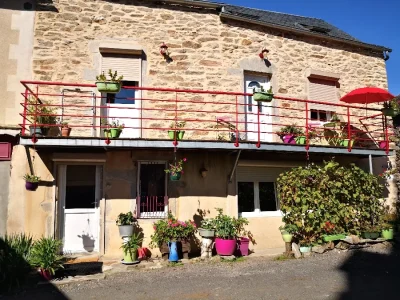 Chambres-d039hotes-quotMa-maison-est-la-votrequot-8211-Castanet_2228010