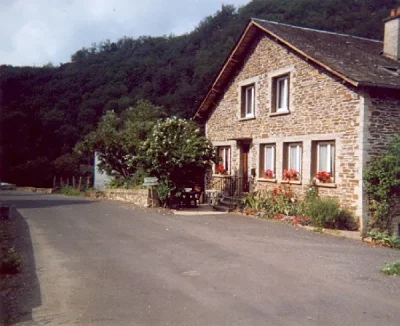 Chambres-drsquohotes-8211-Estaing_2228159