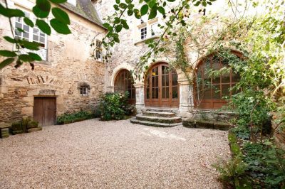 Chambres-drsquohotes-8211-Saint-Yrieix-la-Perche_46142