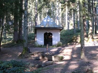 Chapelle-et-source-de-Montegoutte-8211-Saint-Leonard_3881571