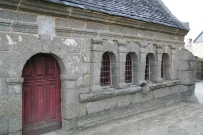 Chapelle-ossuaire-Saint-Yves_565535