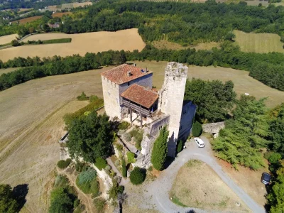 Chateau-Feodal-de-Madaillan-8211-Madaillan_2687166