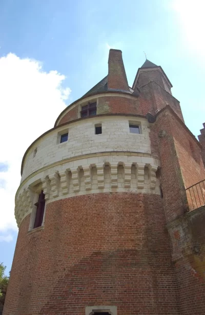 Chateau-Fort-de-Rambures_553420