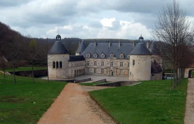 Chateau-de-Bussy-Rabutin-8211-Bussy-le-Grand_1587971