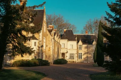 Chateau-de-Razay-8211-Cere-la-Ronde_1709932