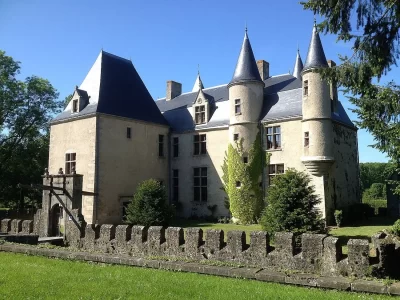 Chateau-de-la-Pastelliere_495872