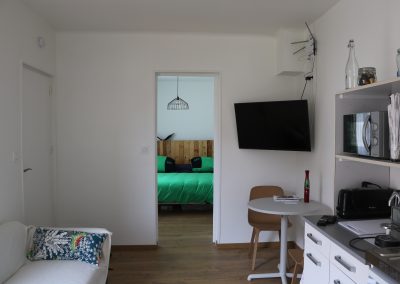 Chez-Mini_131825