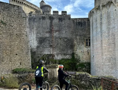 Circuit-E-Way-Adventure-8211-Aux-portes-du-chateau-feodal-de-Bonaguil_1052404