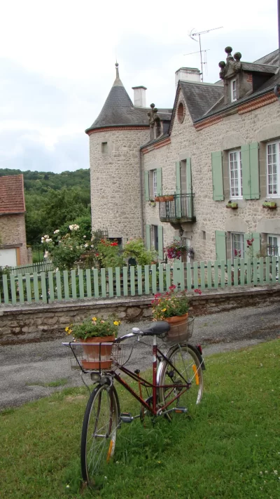 Circuit-de-randonnee-D039hier-a-aujourd039hui-8211-Saint-Pardoux-les-Cards_1263980