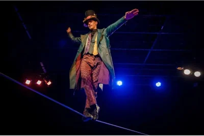 Cirque-marionnette-et-musique-Le-chapelier-fou-8211-14-03-2026-8211-Neufchateau_3014322