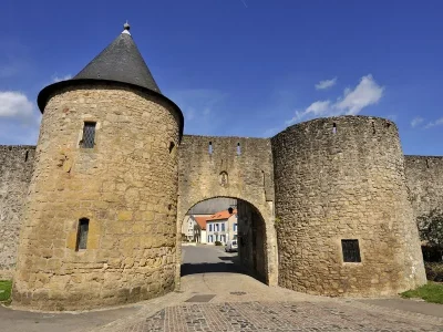 Cite-Medievale-de-Rodemack-8211-Rodemack_3874714