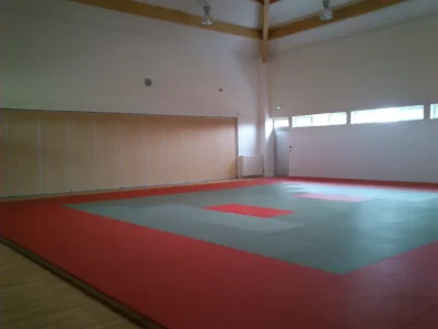 Complexe-sportif-des-Coteaux-Macariens_999485