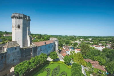 Conference-de-Marie-Faure-de-l039universite-de-Bordeaux-Montaigne-La-Peste-Noir-XIV-XVIII-8211-Chateaux-en-fete-8211-12-04-2026-8211-Bourdeilles_3469127