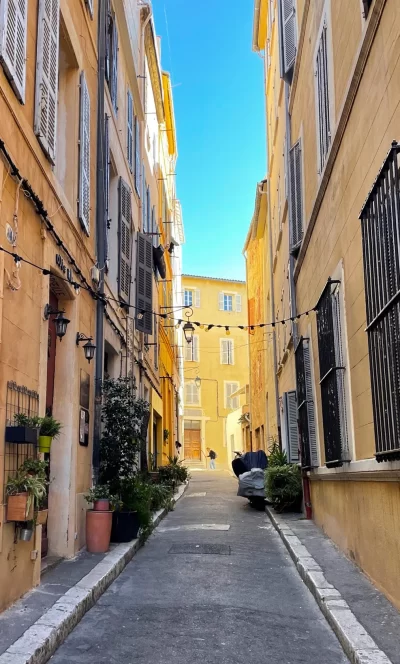 Cote-Rue_544111