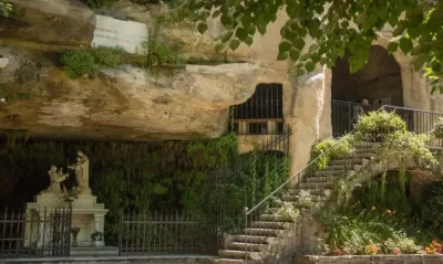 Cours-et-debats-anthropologie-et-intelligence-artificielle-Grottes-de-Saint-Antoine-8211-07-05-2025-8211-Brive-la-Gaillarde_2206827
