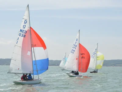 Cours-et-stages-vacances-de-voile-sur-habitable-avec-le-Deauville-Yacht-Club-8211-Deauville_2344671