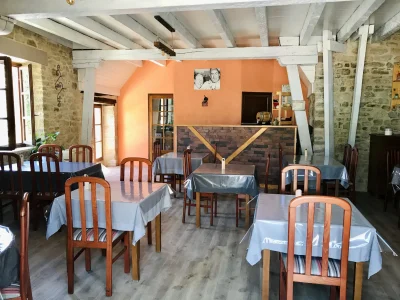 Creperie-8211-omeletterie-O-Champs-de-l039Heure-8211-Curemonte_3079356