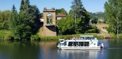 Croisiere-commentee-sur-le-Bateau-Olt-en-Juillet-et-Aout-8211-Livinhac-le-Haut_3286796