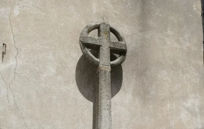 Croix-cerclee_1145233