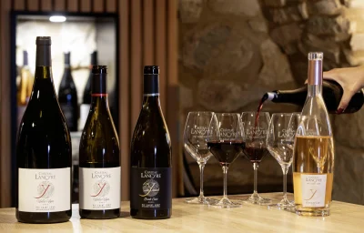 DEGUSTATION-SOUS-LES-VOUTES-DU-XVIEME-SIECLE-DE-NOTRE-CAVEAU-8211-CHATEAU-DE-LANCYRE-8211-Valflaunes_2127821