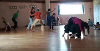 Danse-Improvisee-et-Body-Mind-Centering®-8211-Camares_3774245