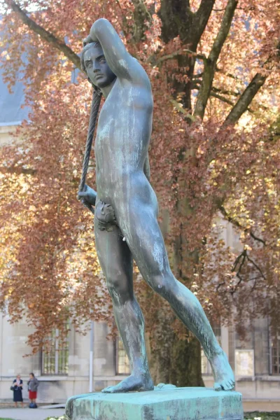 David-tendant-la-fronde-8211-Troyes_2295589