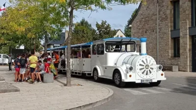 Decouverte-du-canyon-de-Bozouls-a-bord-du-Petit-Train-touristique-8211-Bozouls_2838745