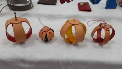 Demonstration-de-fabrication-dobjets-en-cuir-8211-18-11-2026-8211-Grenade-sur-l039Adour_3893701
