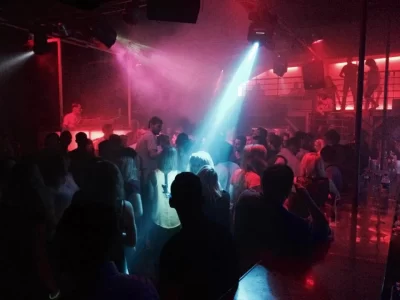 Discotheque-Le-Vanity-Club_1041431