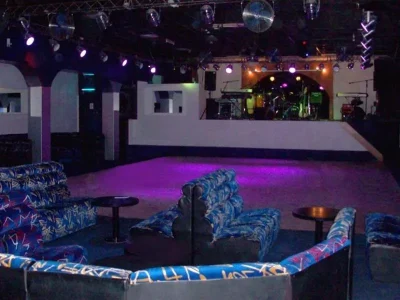 Discotheque-le-Trianon-8211-Thionville_3775347