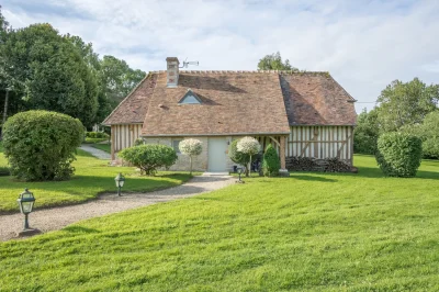 Domaine-Le-Coq-Enchante-8211-Le-Tresor-8211-Cambremer_3068486
