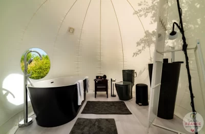 Domaine-Roccas-8211-Cabanes-perchees-tipi-et-domes-8211-Port-Sainte-Marie_1421827