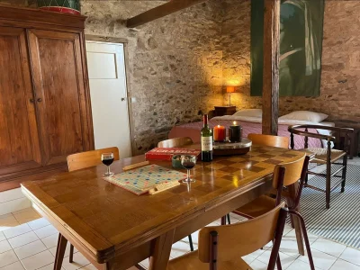 Domaine-Voila-8211-Gite-UN-8211-Genis_3615950