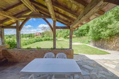 Domaine-d039Essendieras-8211-Gite-Le-Sechoir-8211-Saint-Medard-d039Excideuil_2140843