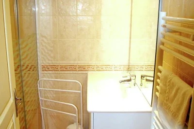 Domaine-d039Essendieras-8211-Pavillon-2-Maison-Failte-8211-Saint-Medard-d039Excideuil_2303471