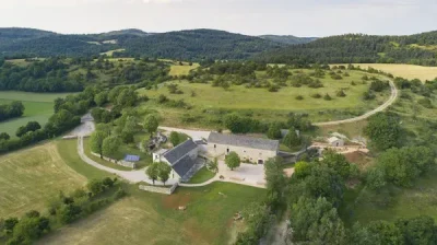Domaine-de-Soussuejouls-groupes-8211-Severac-d039Aveyron_2254811