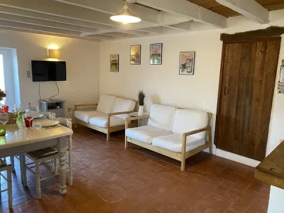 Domaine-de-Villot-8211-La-Grange-8211-Sainte-Colombe-de-Villeneuve_1834295