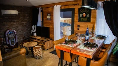Domaine-de-la-voge-chalets-et-spa-8211-l039intemporel-8211-Xertigny_2747447